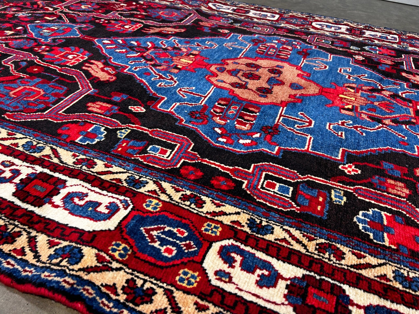 4'9" x 9'6" Hand-Knotted 100% Lamb Wool Pile Nahavande Area Rug - Carpet