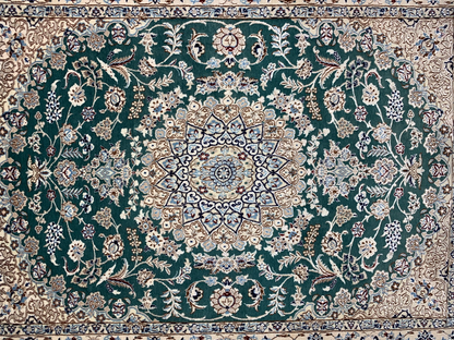 3'8"x4'10'' Hand-Knotted Very Fine Silk & Wool Naine Area Rug