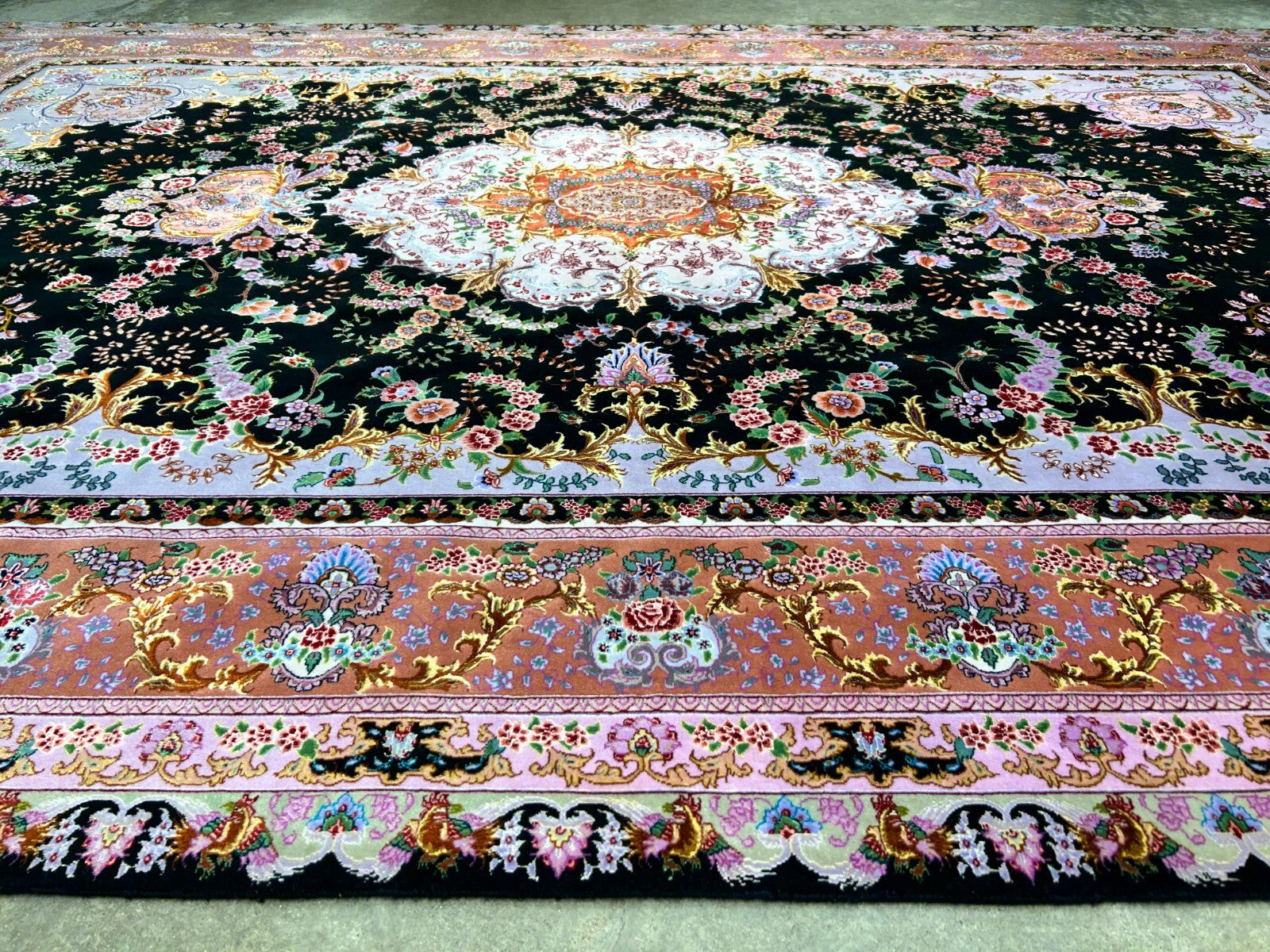 6'8"x10' Extra-Fine Hand-Knotted Wool & Silk Blend Tabrize Carpet - Area Rug
