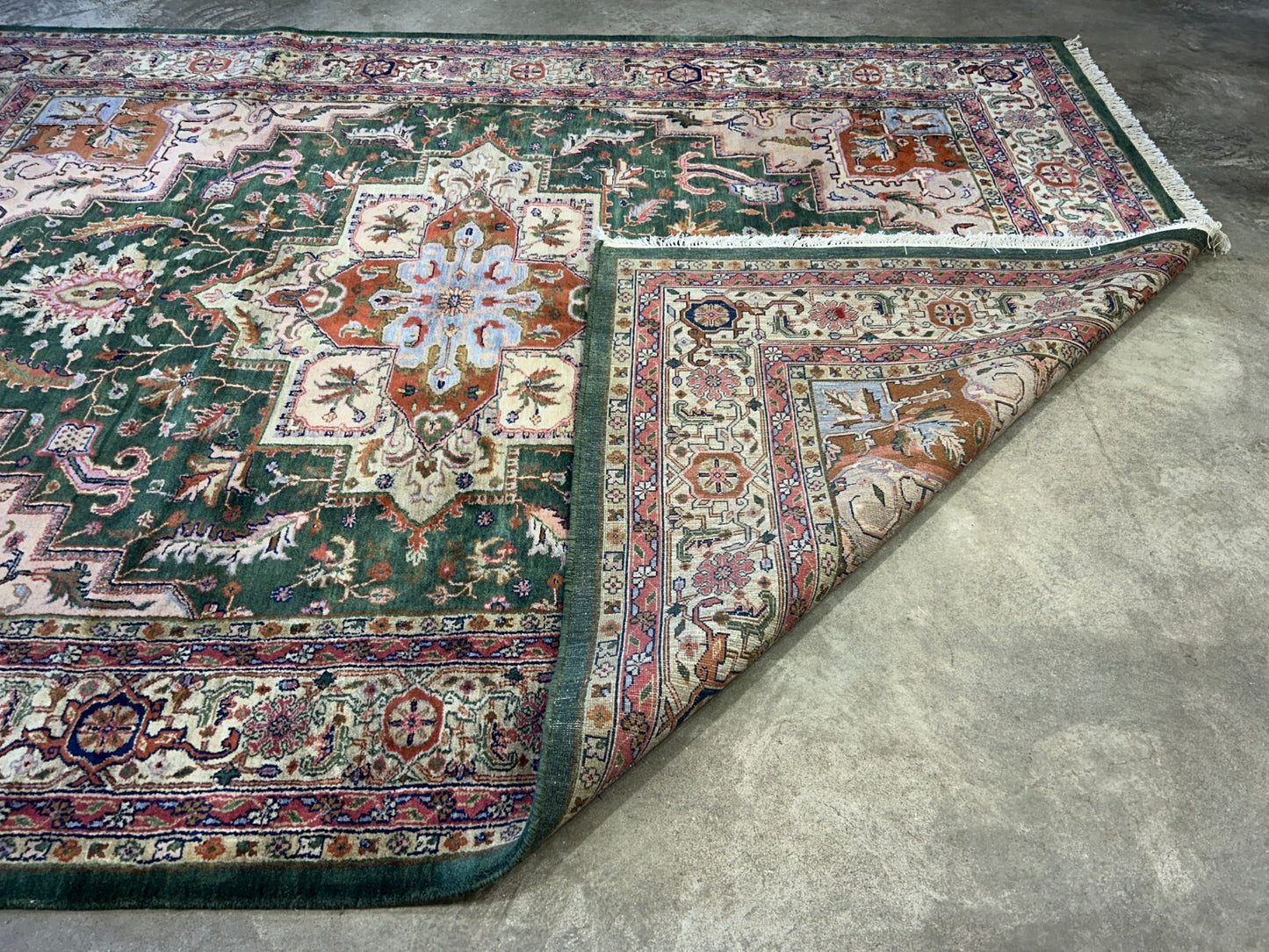 9'x12' Hand-Knotted 100% Wool Pile Herize Rug