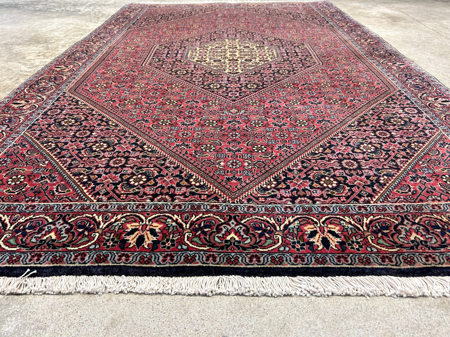 3'8"x5'10" Hand-Knotted 100% Wool Bidjare Carpet - Area Rug