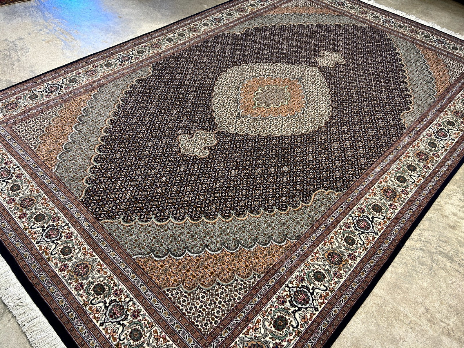 6'8"x10' Fine Hand-Knotted Wool & Silk Oriental Tabrize Rug - Area Carpet