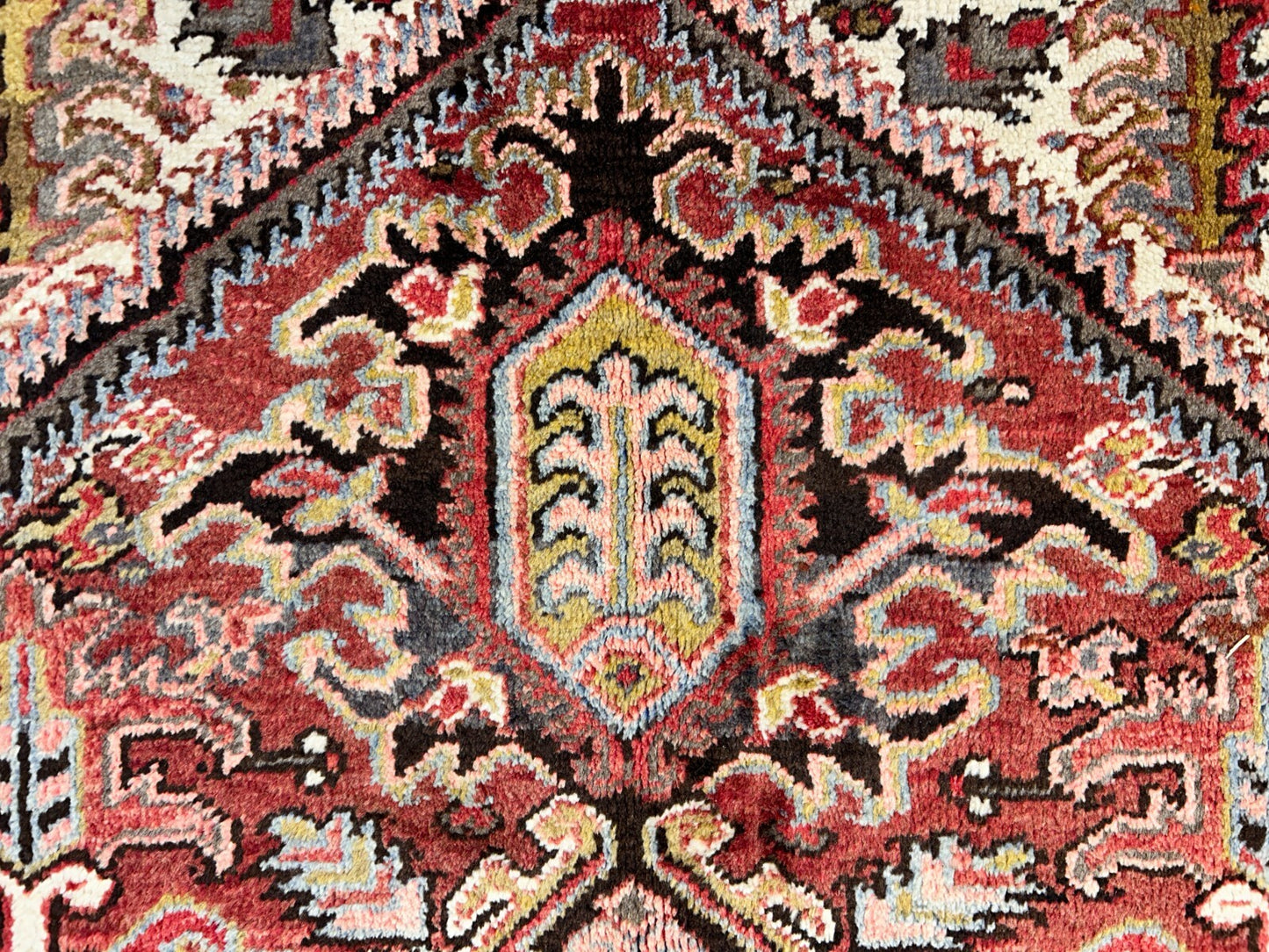 9'x11'9" Hand-Knotted 100% Wool Pile Herize Rug