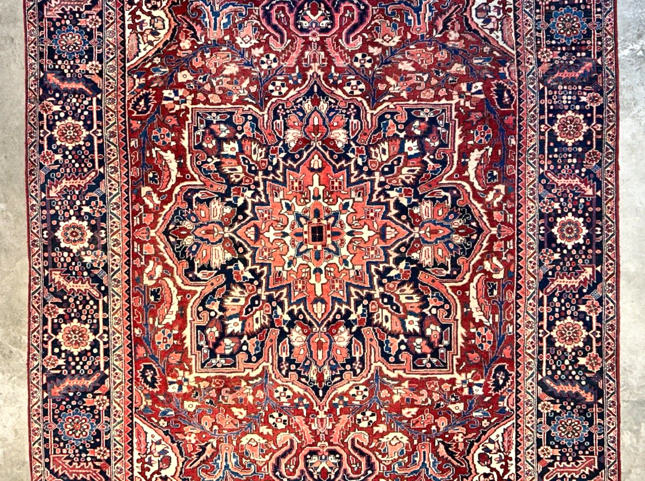 8'5"x11'9" Hand-Knotted 100% Wool Pile Herize Rug