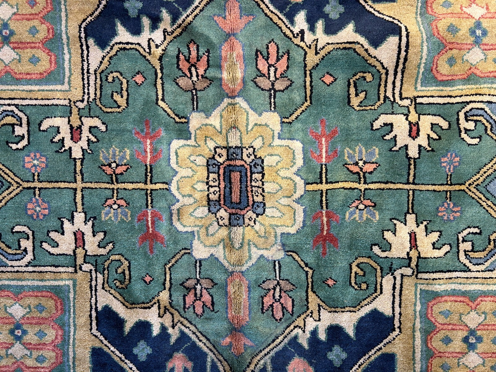 11'11"x15'11" Hand-Knotted 100% Wool Pile Herize Area Rug - Carpet