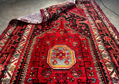 4'10" x 10'0" Hand-Knotted 100% Wool Pile Nahavande Area Rug - Carpet