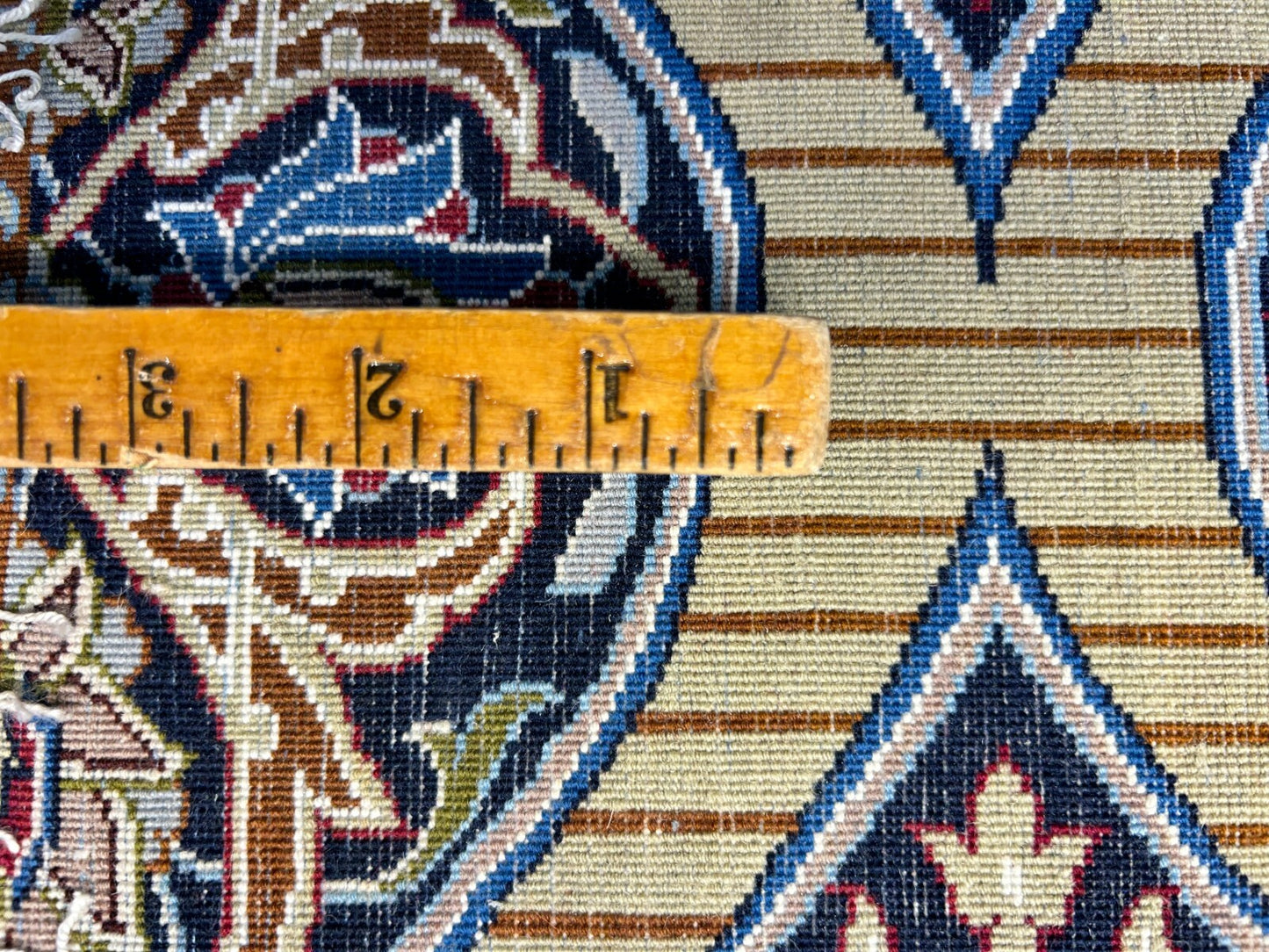 6'6"x10' Extra Fine Hand-Knotted Wool & Silk Isfahane Rug