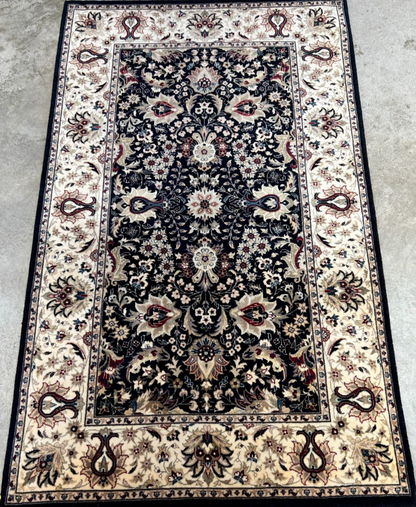 3'1"x5' Hand-Knotted 100% Wool Pile Lahovere Rug
