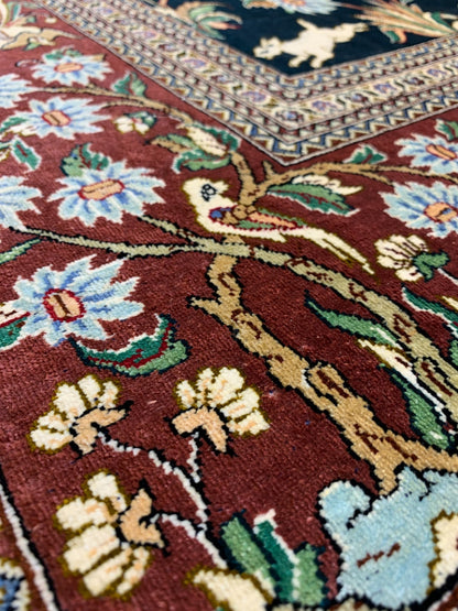 4'3"x6'8" Exquisite Extra-Fine Hand-Knotted 100% Silk Qume Area Rug - Carpet