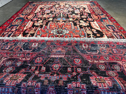 4'9" x 8'8" Hand-Knotted 100% Wool Pile Nahavande Area Rug