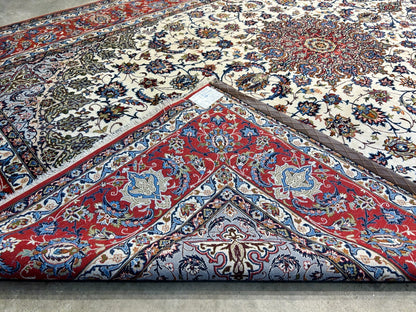 6'9"x10'3" Extra-Fine Hand-Knotted Wool & Silk Blend Isfahane Area Rug - Signed