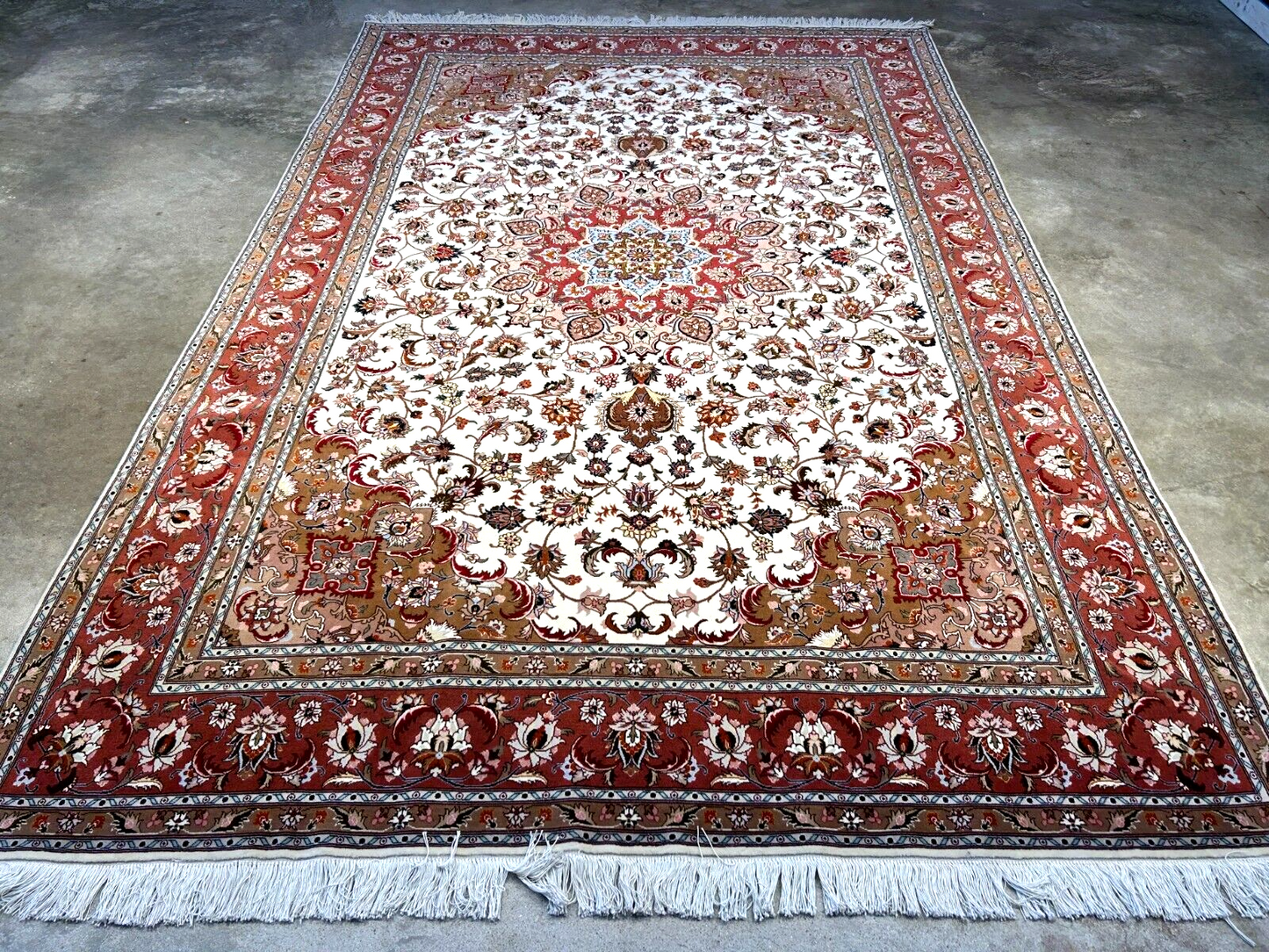 6'7"x10'1" Fine Hand-Knotted Wool & Silk Tabrize Rug - Area Carpet