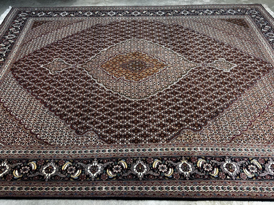 8'4"x11'3" Fine Hand-Knotted Wool & Silk Oriental Rug - Area Carpet