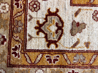 8'6"x11'11" Hand-Knotted 100% Wool Pile Pakistani Area Rug