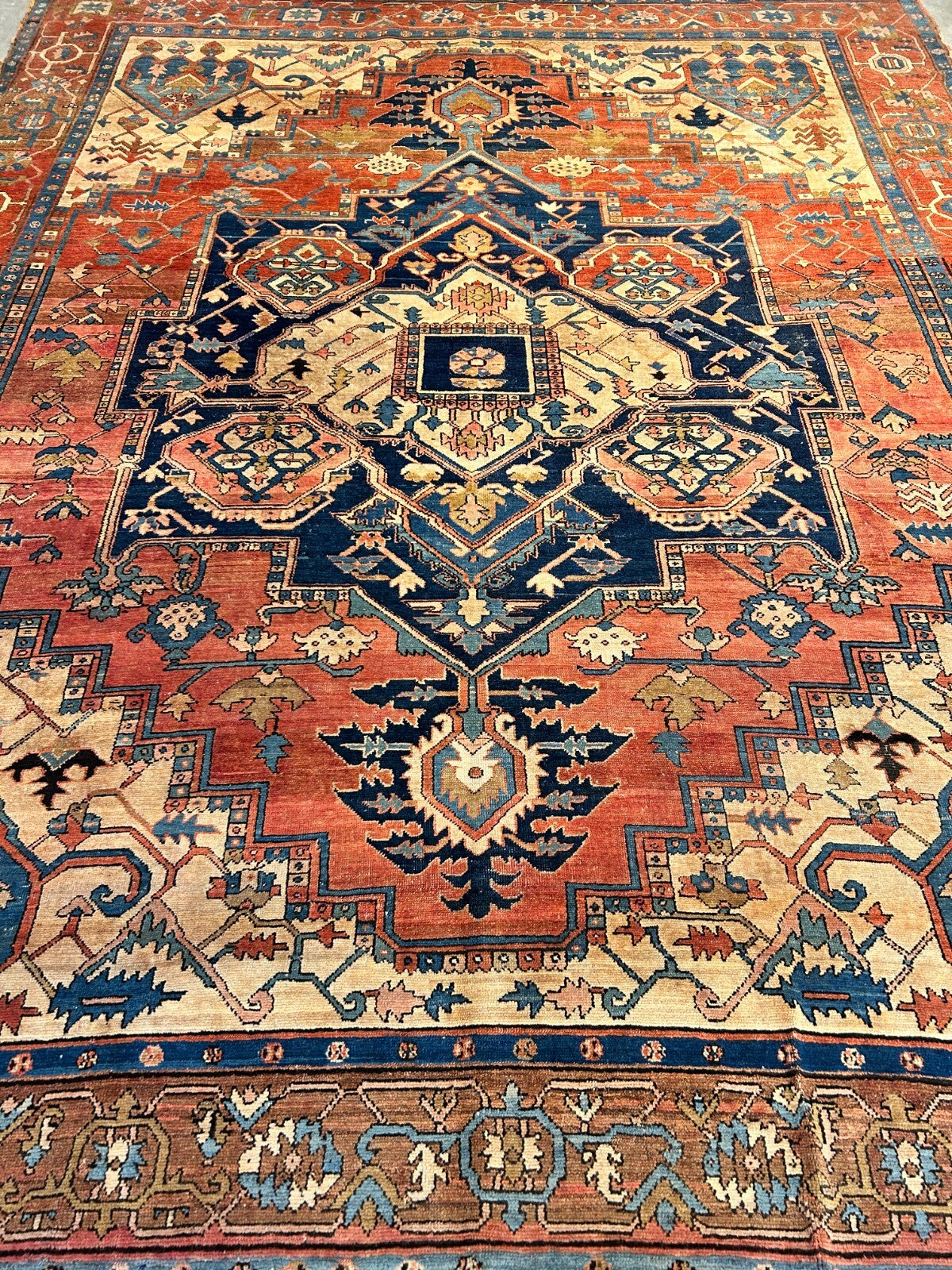 Collector Item - 9'8"x11'10 Antique Fine Wool Herize Serapy Hand-Knotted Rug