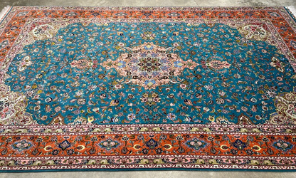 5'9"x9'5" Extra-Fine Hand-Knotted Wool & Silk Blend Tabrize Carpet - Area Rug