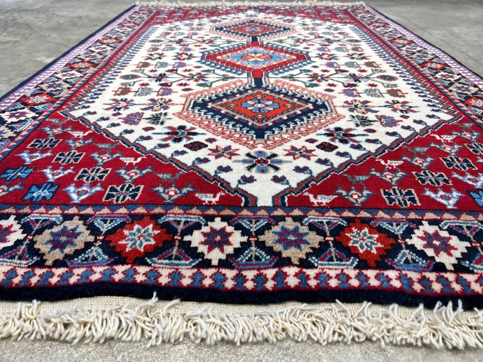 3'5"x5' Hand-Knotted 100% Wool Pile Yalamehe Rug