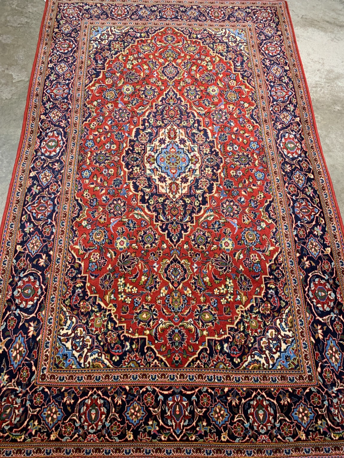 4'6" x 7'6'' Very Fine Lamb Wool Hand-Knotted 100% Wool Carpet - Kashane Rug