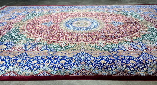 6'6"x10' Exquisite Extra-Fine Hand-Knotted 100% Silk Qume Carpet - Area Rug