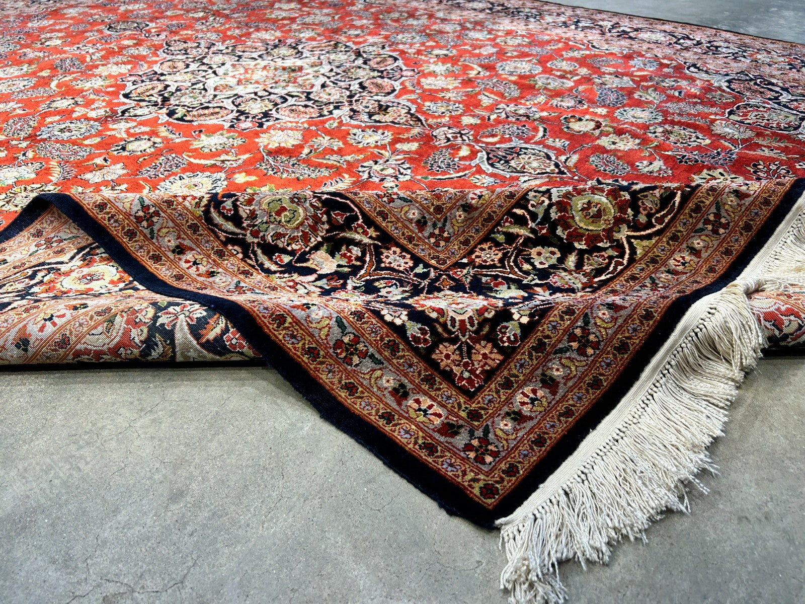 6'10"x9'9" Exquisite Hand-Knotted 100% Silk Kashane Rug