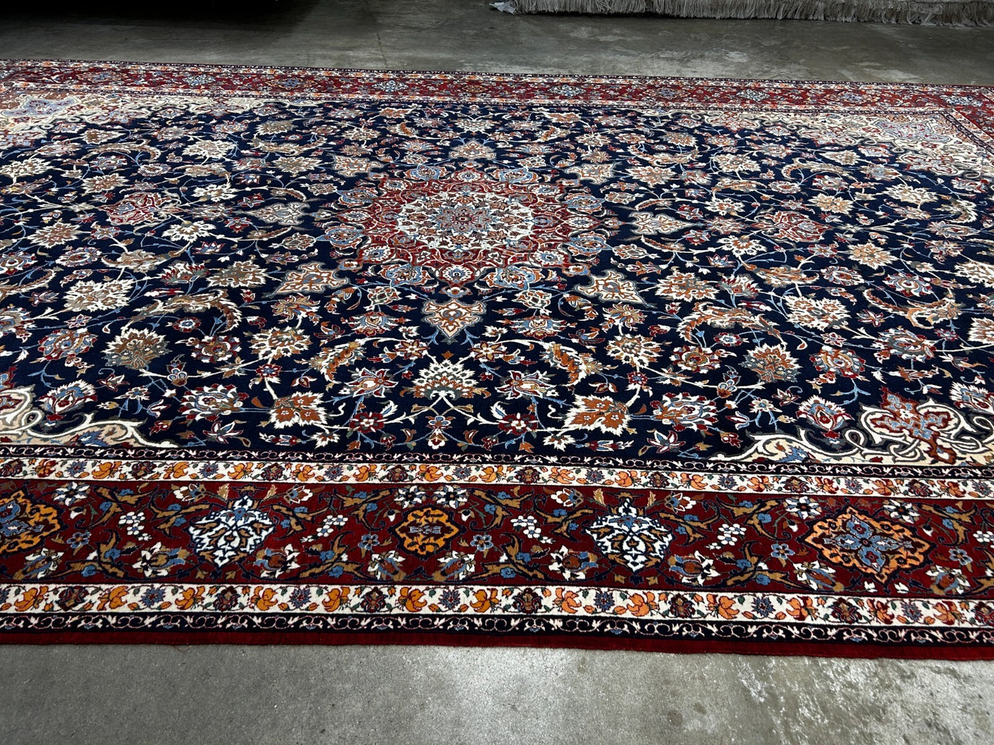 7'9"x12'8" Extra Fine Hand-Knotted Wool & Silk Isfahane Seirafian Rug