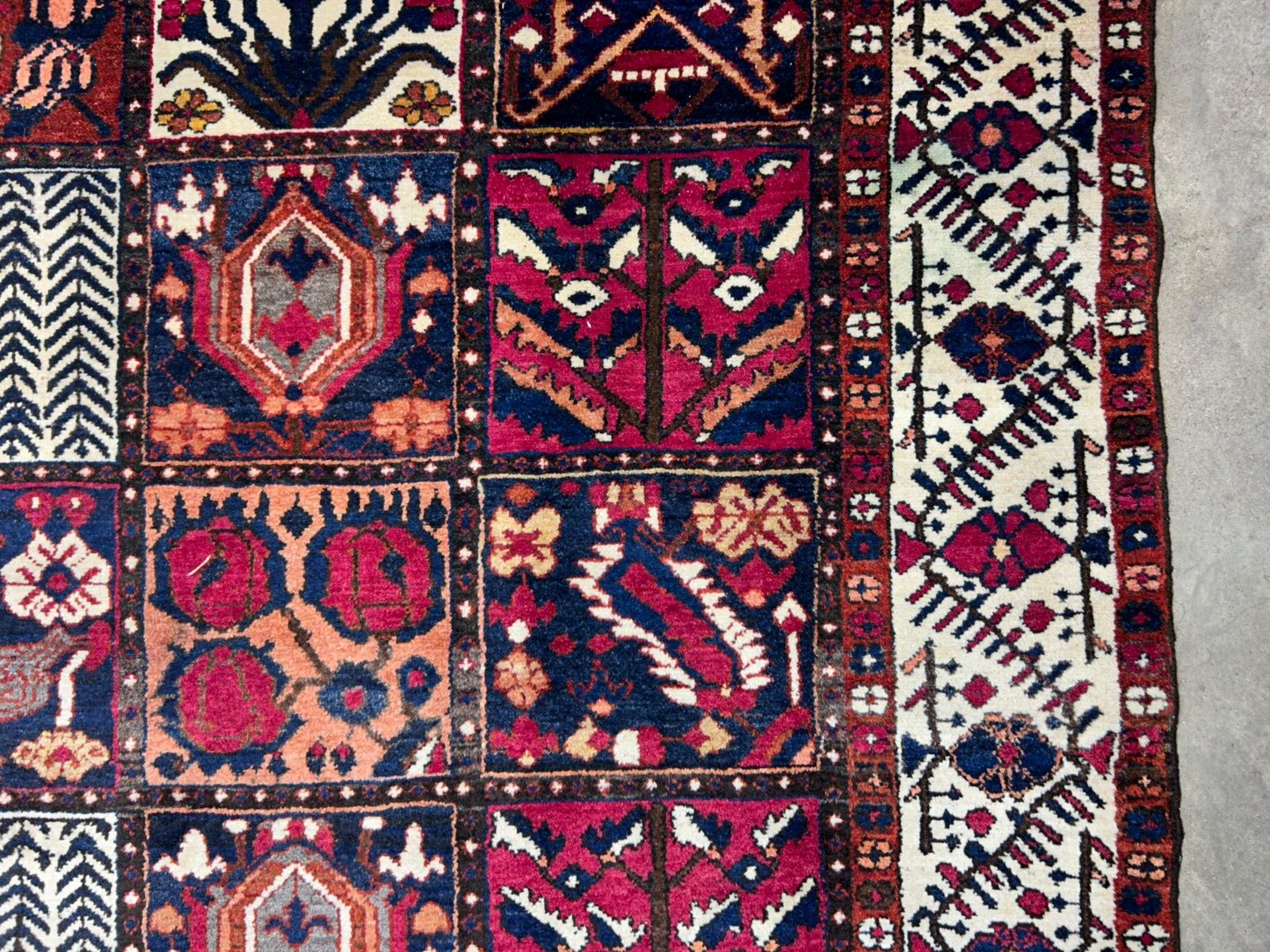 7'1"x10'1" Hand-Knotted 100% Lamb Wool Bakhtiarie Carpet - Area Rug