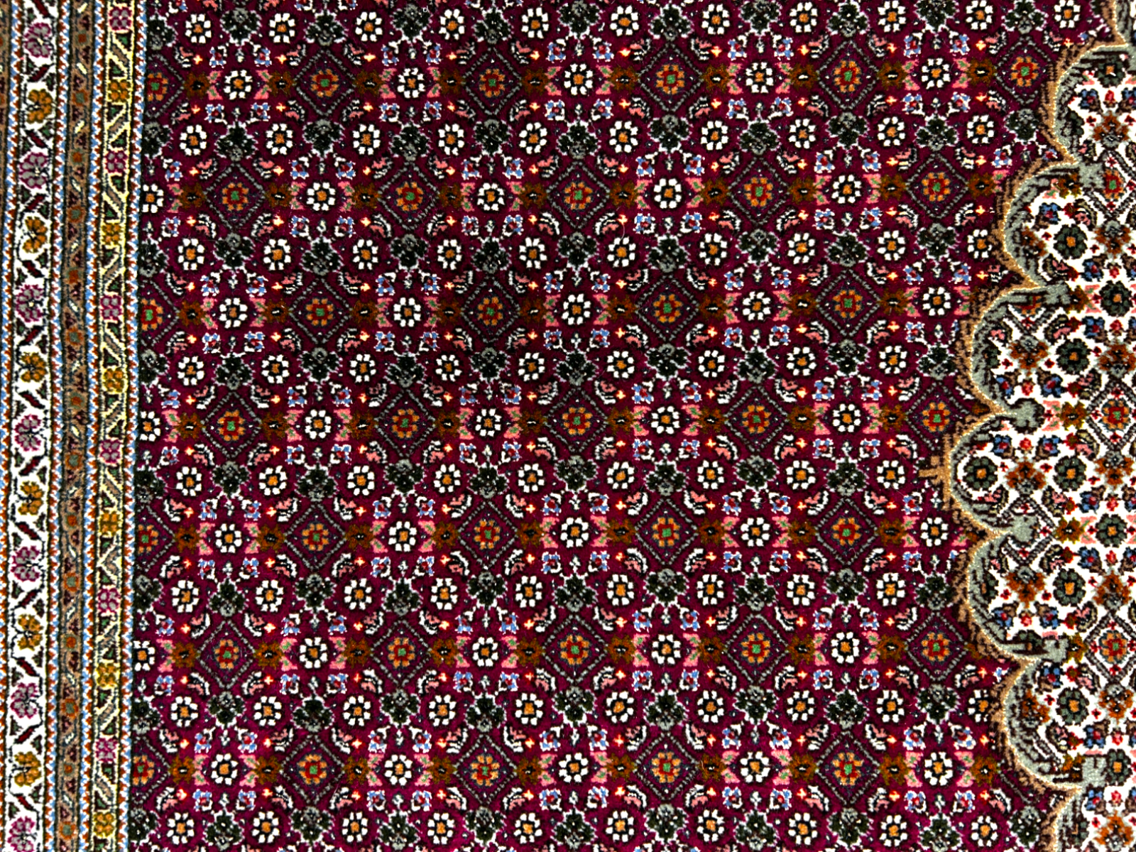 8'2"x11'10" Fine Hand-Knotted Silk & Wool Tabrize Fish Style Rug