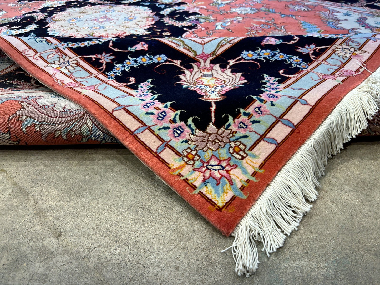 7'x10' Fine Hand-Knotted Wool & Silk Tabrize Rug - Area Carpet