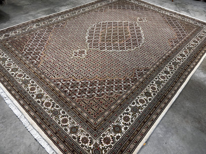 8'3"x11'4'' Hand-Knotted  100% Wool Pile Tabrize Mahi Area Rug