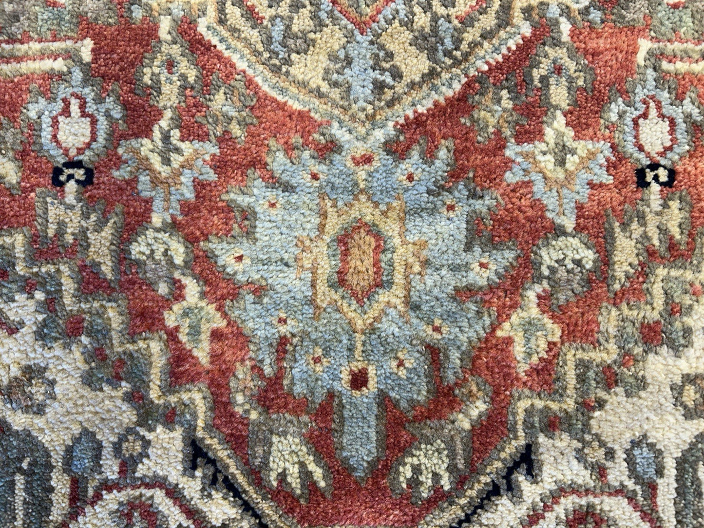 4’1”x6’1” Hand-Knotted 100% Wool Indoserapi Area Rug - Carpet