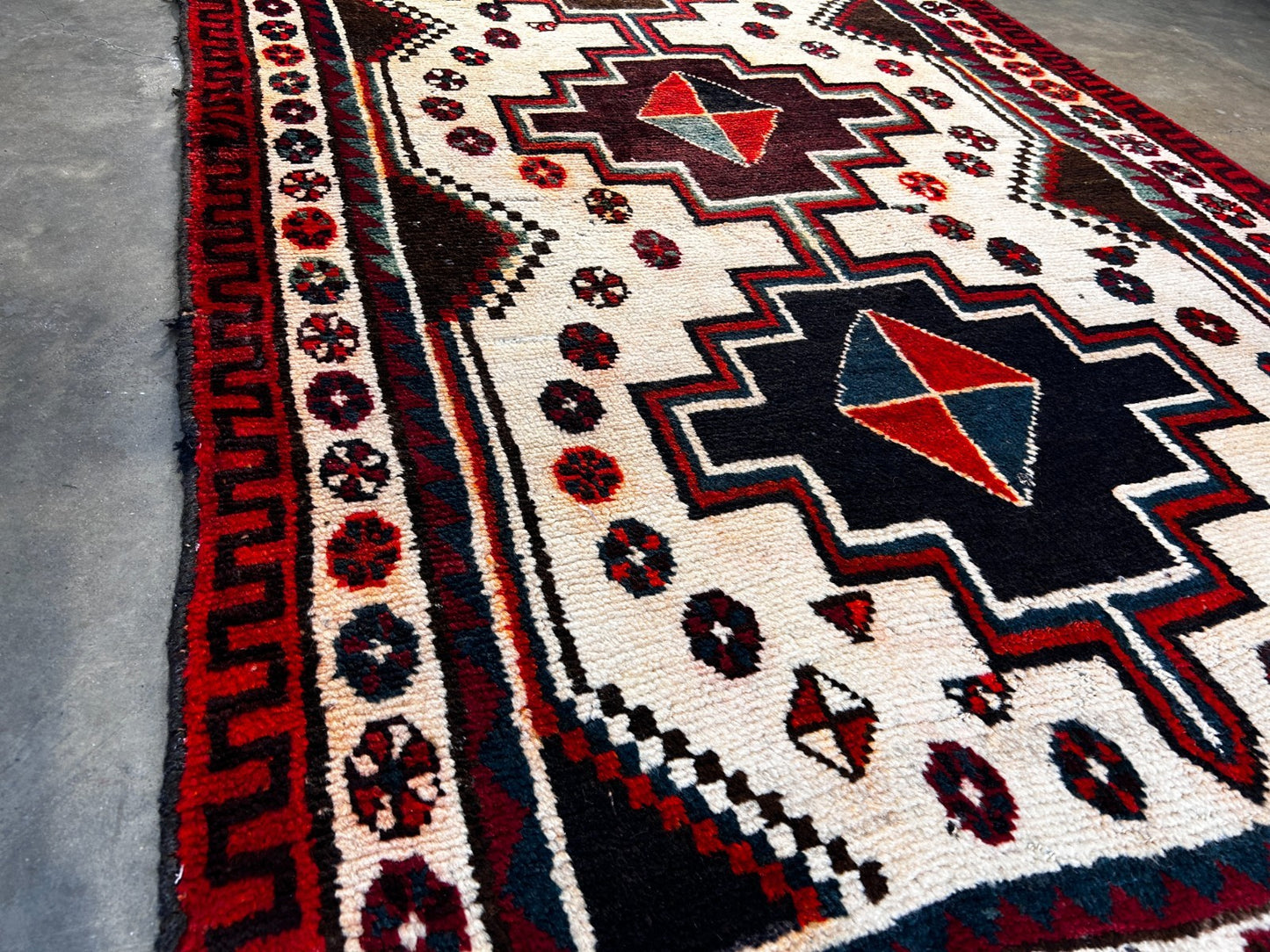 4'3" x 6'7" Hand-Knotted 100% Wool Pile Hamadane Area Rug - Carpet