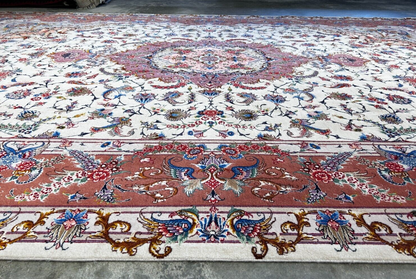 8'1"x11'7" Extra Fine Hand-Knotted Wool & Silk Oriental Rug - Area Carpet