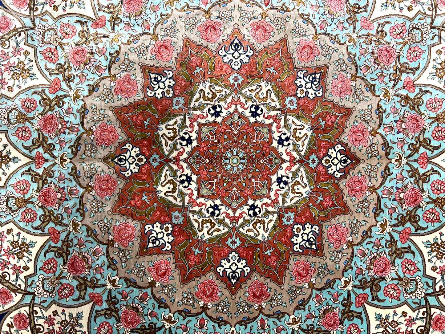 9'11"x13'6" Exquisite Signed Hand-Knotted 100% Silk Qume Rug