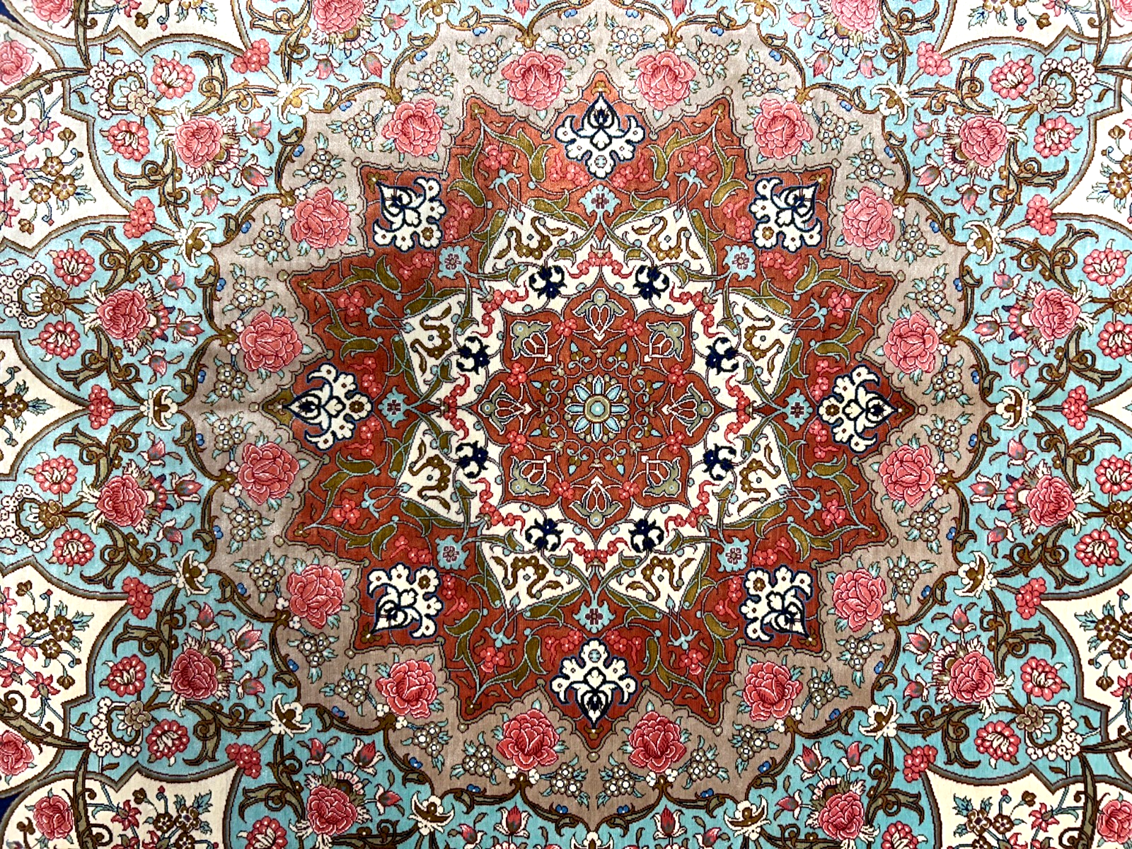 9'11"x13'6" Exquisite Signed Hand-Knotted 100% Silk Qume Rug
