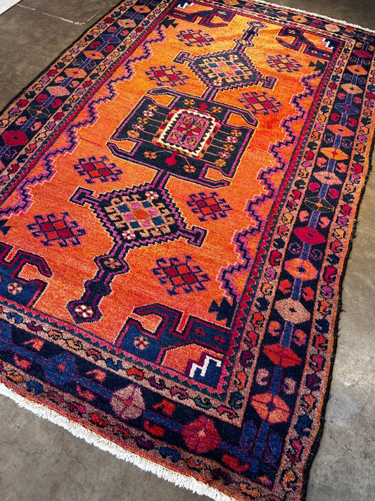 4'9" x 7'7'' Hand-Knotted 100% Wool Carpet - Hamadane Area Rug