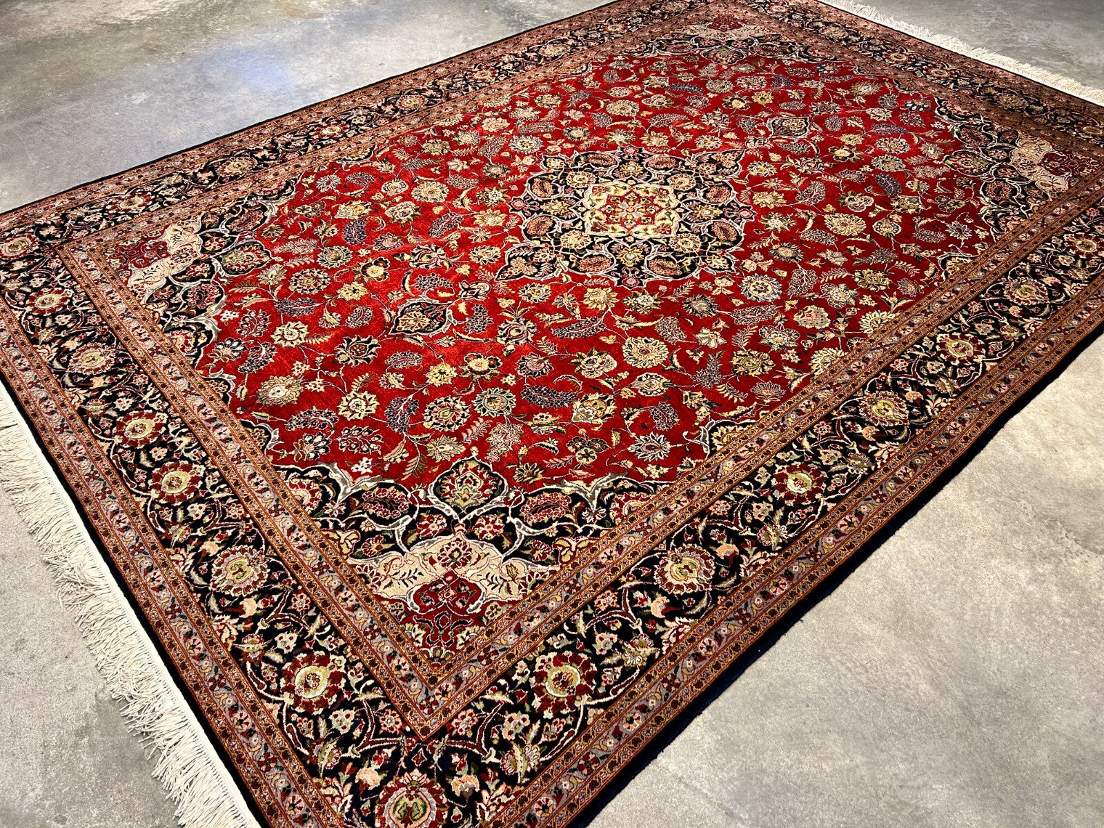 6'10"x9'9" Exquisite Hand-Knotted 100% Silk Kashane Rug