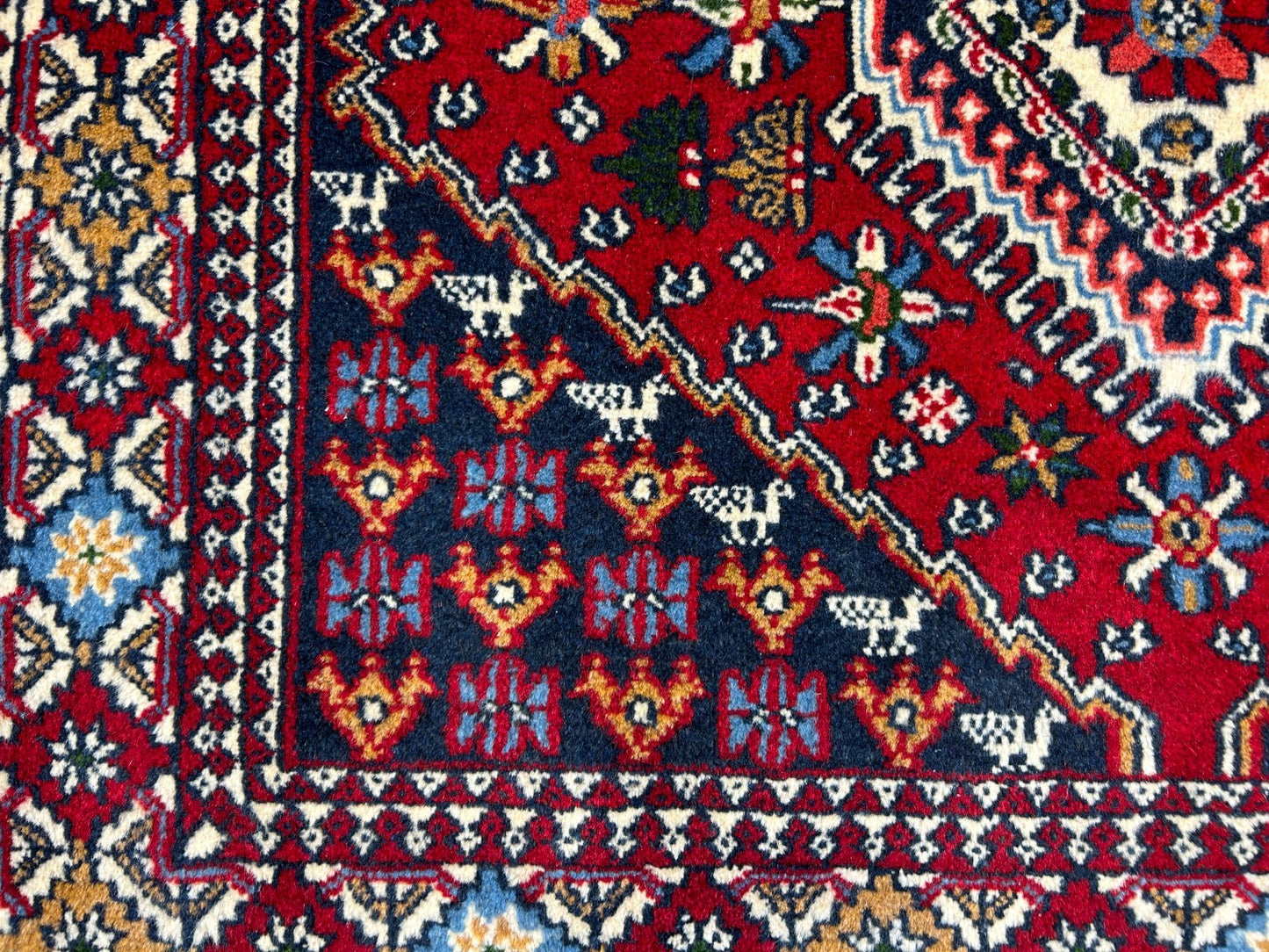 3'3"x5' Hand-Knotted 100% Wool Pile Yalamehe Rug