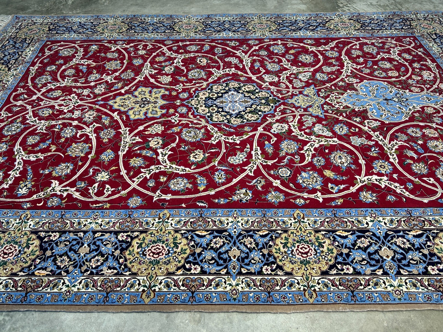 6'10"x10'4"Extra Fine Hand-Knotted Wool & Silk Isfahane Rug - Area Carpet