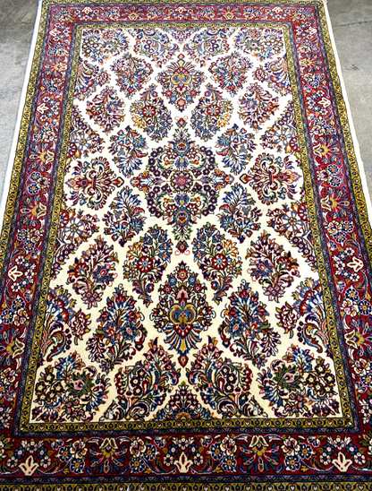 3'5"x5'0'' Fine Hand-Knotted Fine 100% Wool Pile Sarouke Area Rug