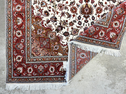 6'7"x10'1" Fine Hand-Knotted Wool & Silk Tabrize Rug - Area Carpet