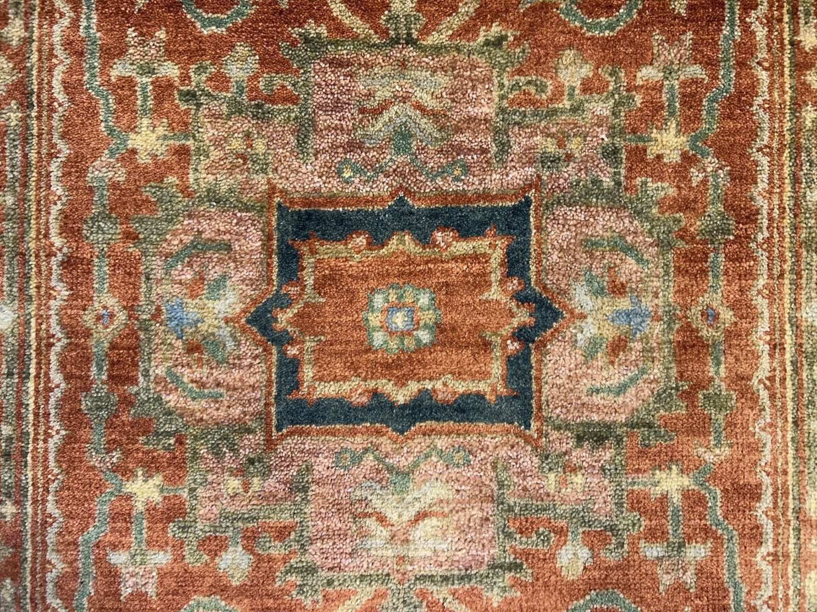 3’x5’ Hand-Knotted 100% Wool Indoserapi Area Rug - Carpet