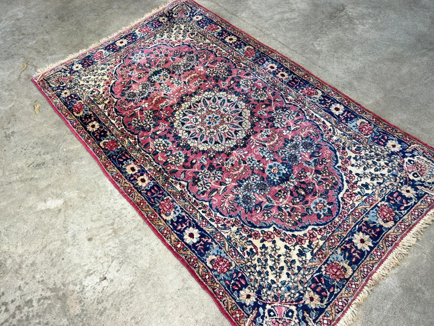 3'x5'1" Antique Hand-Knotted 100% Wool Pile Ravare Kermane Rug