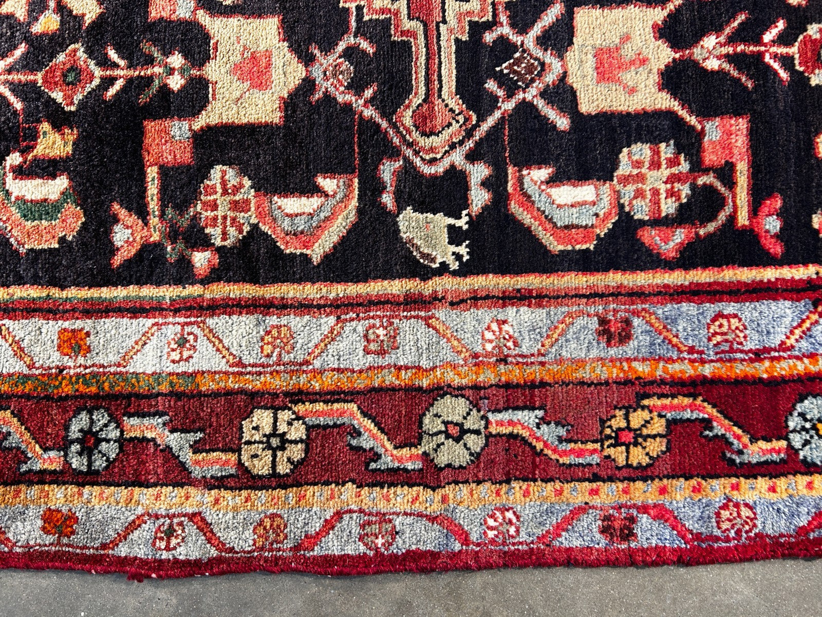 5'2" x 8'7'' Hand-Knotted 100% Wool Pile Hamadane Area Rug