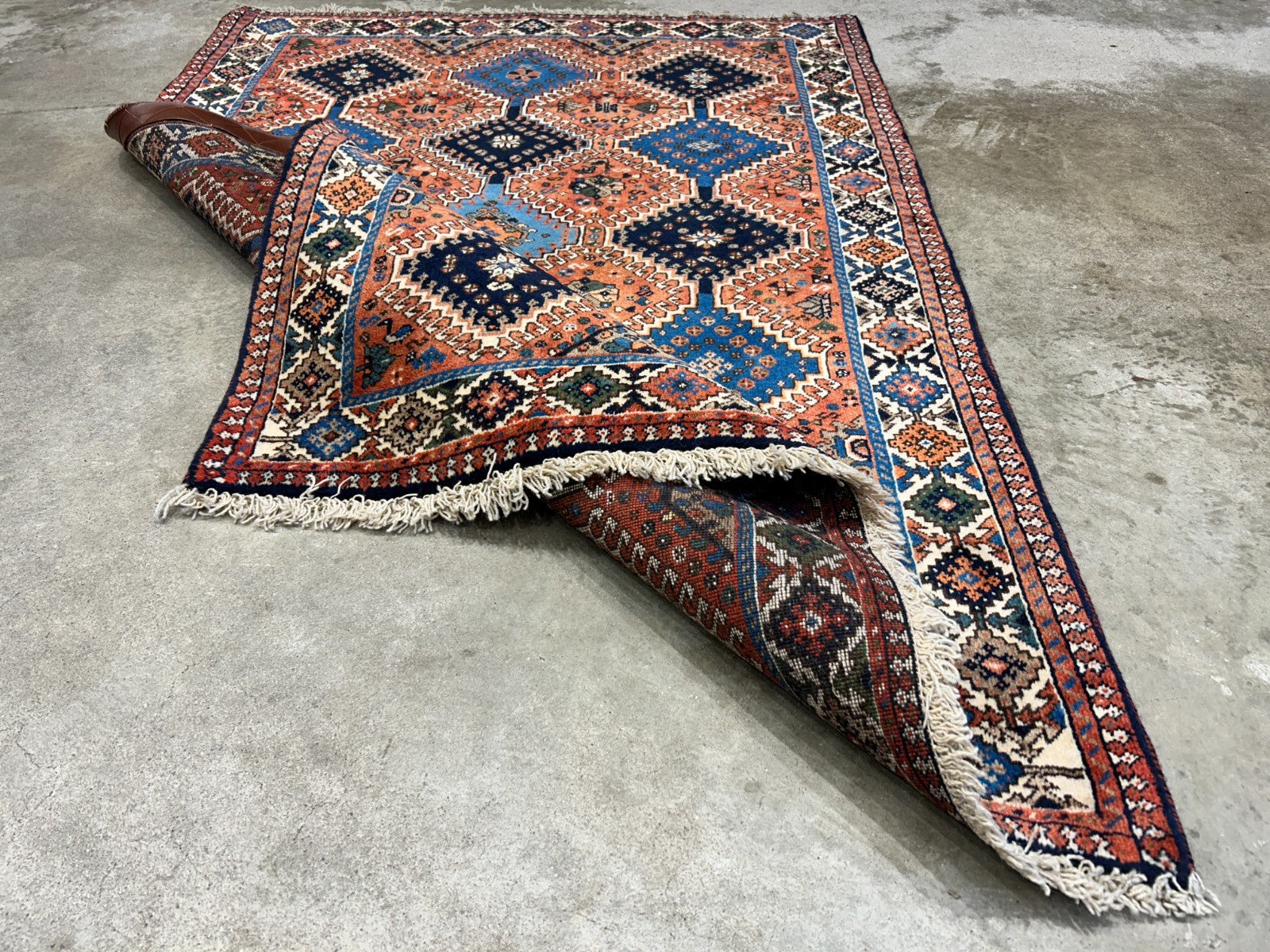 2'4"x4'9" Hand-Knotted 100% Wool Pile Yalamehe Rug