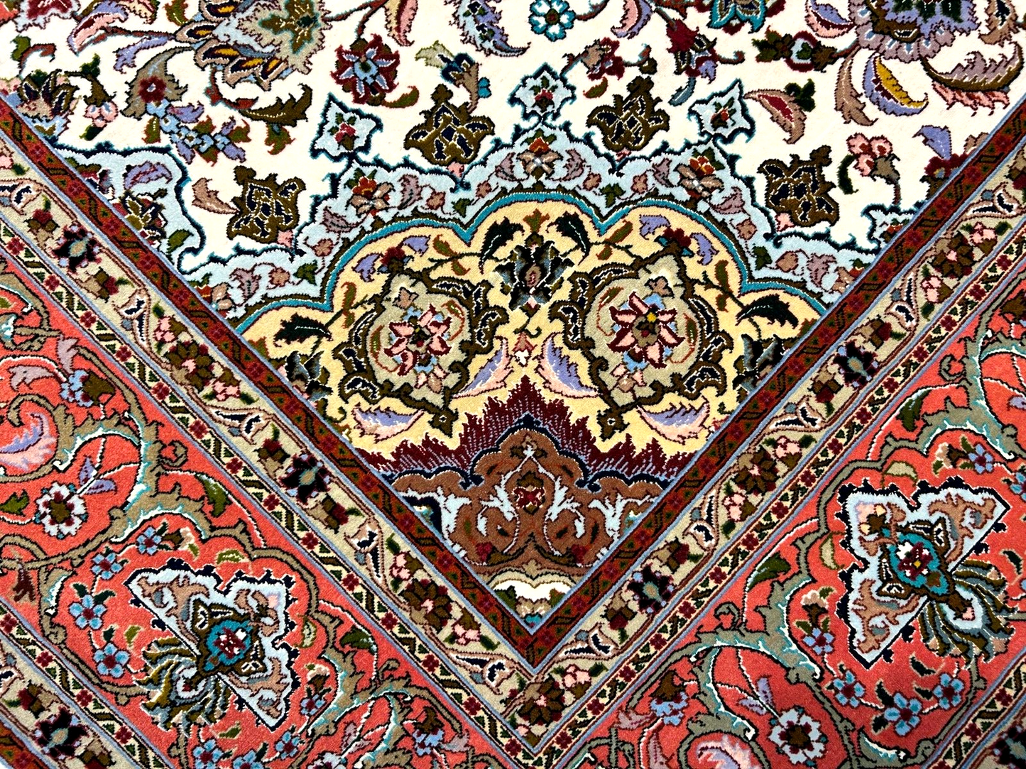 7'0"x10'8" Fine Hand-Knotted Wool & Silk Blend Tabrize Carpet - Area Rug