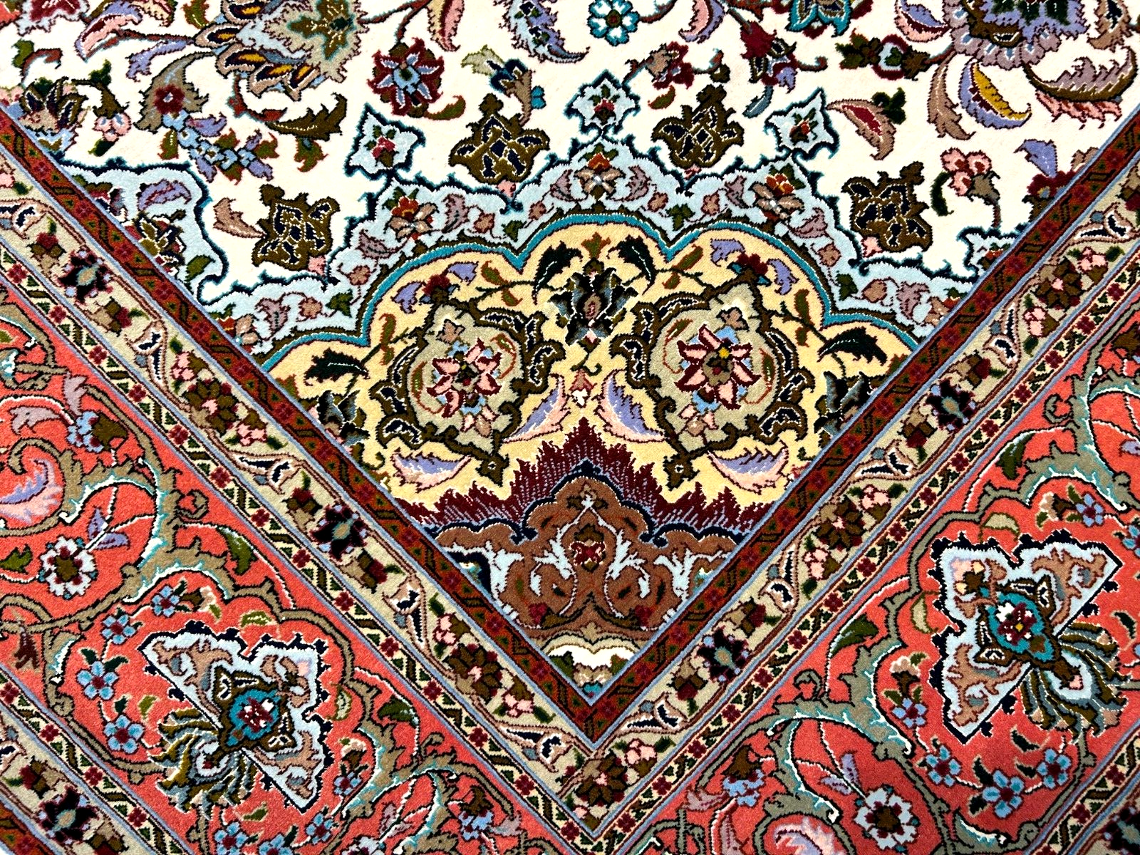 7'0"x10'8" Fine Hand-Knotted Wool & Silk Blend Tabrize Carpet - Area Rug