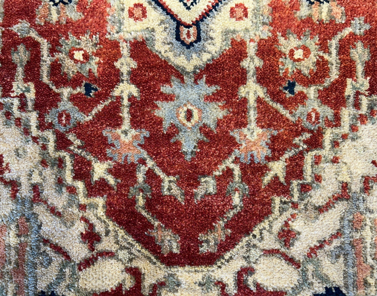 3’1"x5’1" Hand-Knotted 100% Wool Indoserapi Area Rug - Carpet