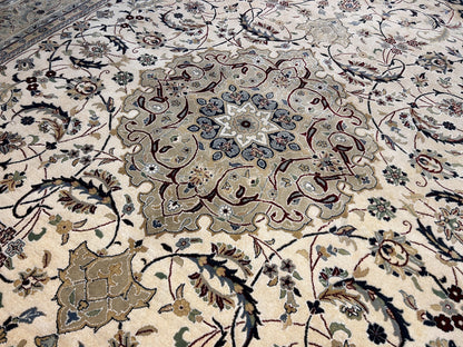 8'1"x12'1" Very Fine Hand-Knotted 100% Wool India Naine Rug - Area Carpet