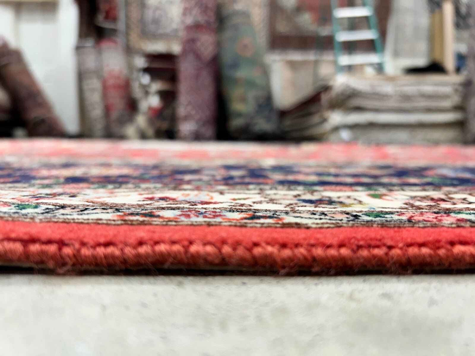 9'11"x12'10" Fine Hand-Knotted Wool & Silk Tabrize Rug