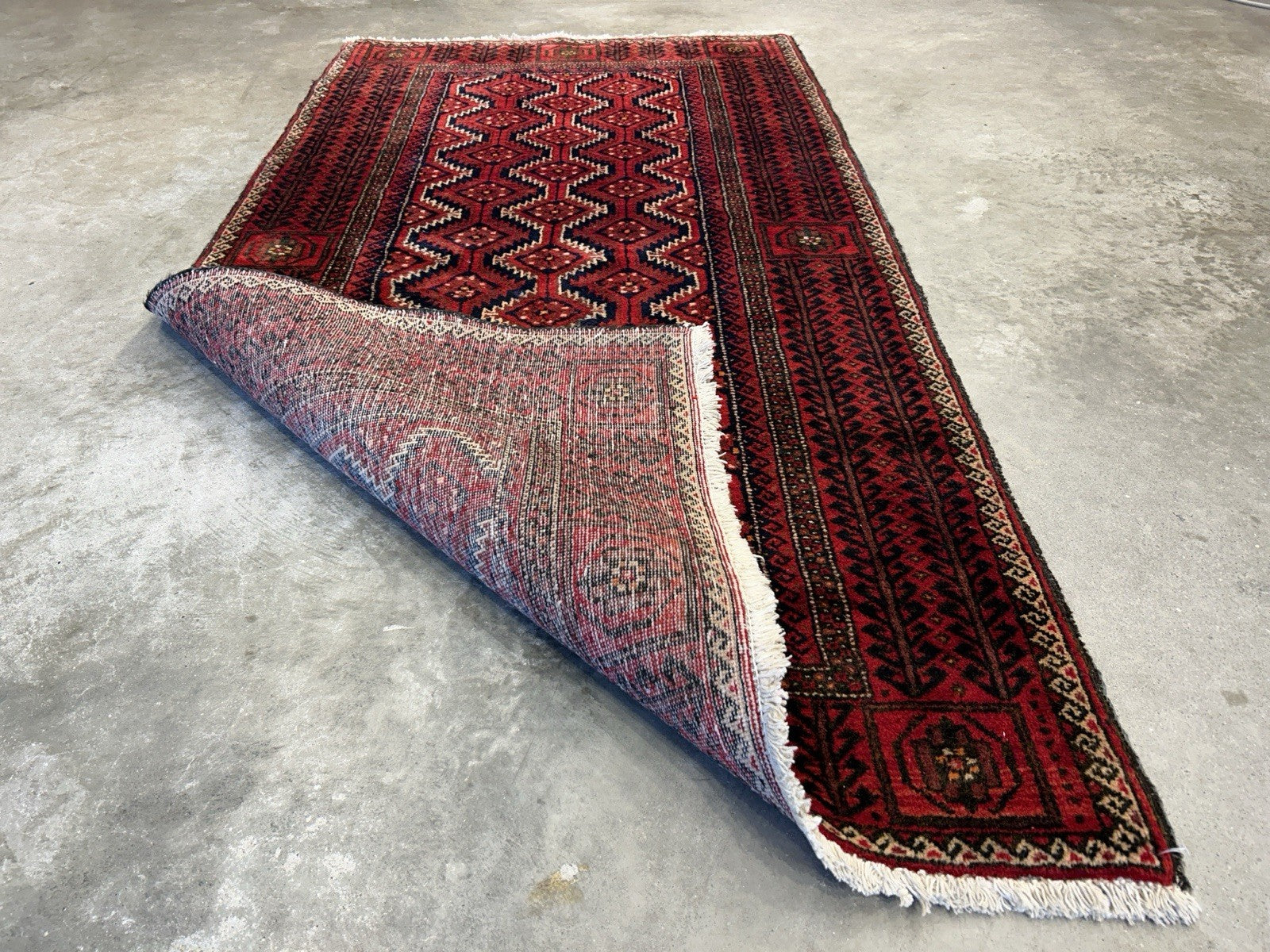 3’3”x6’2” Hand-Knotted 100% Wool Balouchi Area Rug - Carpet
